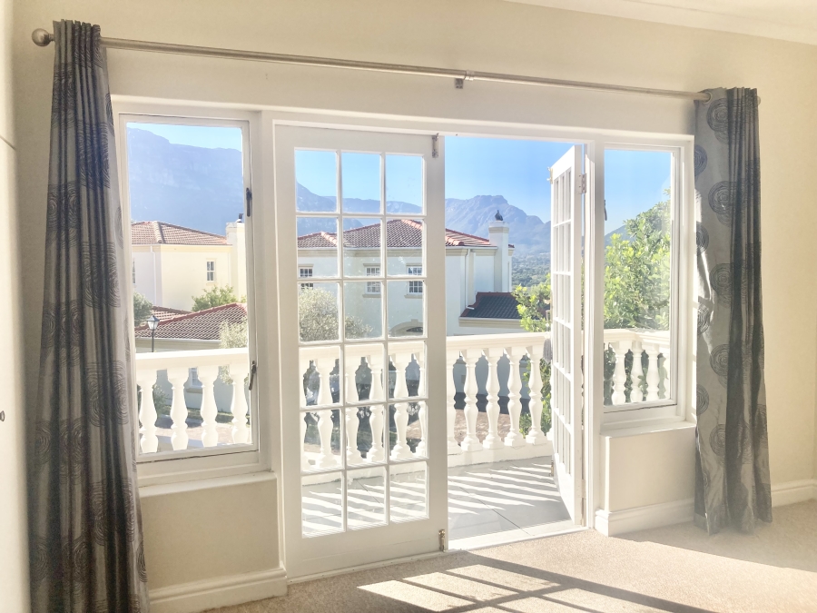 To Let 3 Bedroom Property for Rent in Kronenzicht Western Cape
